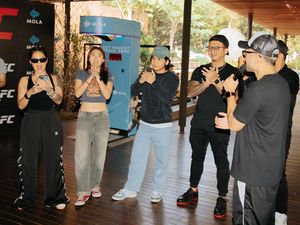 Artis-artis Ini Antusias dan Jadi Penggemar UFC, Ada Bintang Emon Artis-artis Ini Antusias dan Jadi Penggemar UFC, Ada Bintang Emon
