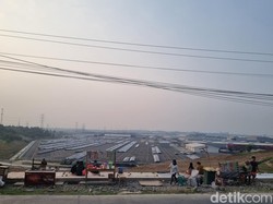 Bukit di Belakang Pabrik Bekasi Jadi Berkah Warlok, Omset Ratusan Ribu