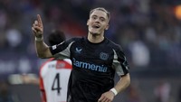 Florian Wirtz. Seiring performa apiknya di Leverkusen, Wirtz sudah santer dihubung-hubungkan dengan sejumlah klub top. Man City pun menjadikannya target ideal pengganti KDB. Foto: Getty Images/Soccrates Images