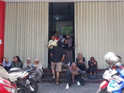 Kata JNE Malang Usai Gudang Diserbu Customer Karena Keterlambatan Paket