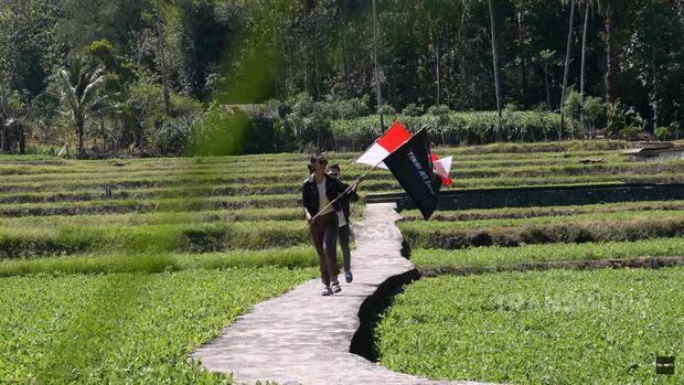 Jalan menuju wisata Celebes Canyon, Barru.