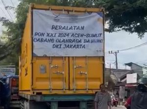 Truk Pengangkut Peralatan PON XXI Tabrakan di Aceh Timur Truk Pengangkut Peralatan PON XXI Tabrakan di Aceh Timur