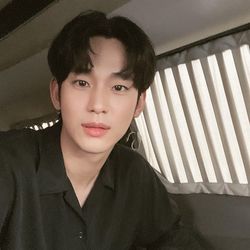 Poin Penting Klarifikasi Kim Soo Hyun soal Skandal dengan Kim Sae Ron