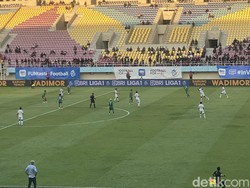 Hasil Liga 1: Hokky Caraka Brace, PSS Sleman Lumat Arema FC 3-1