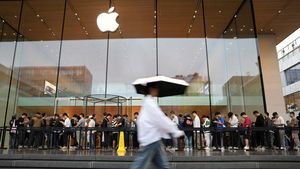 Sambutan Antusias Saat iPhone 16 Rilis di China