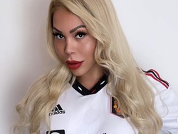 Model Bikin Sensasi Nikahi Dirinya Sendiri & Kemudian Cerai, Ungkap Alasannya