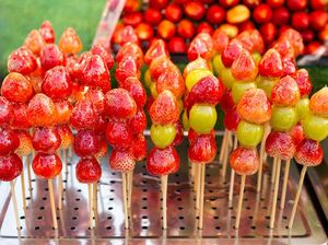 Bikin Tanghulu Pakai Microwave, Bocah-bocah Ini Alami Luka Bakar