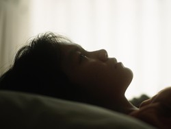 Ketindihan saat Tidur Tanda Ketiban Jin? Dokter Ungkap Fakta Sesungguhnya