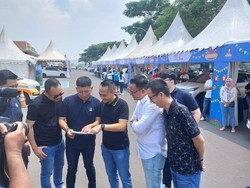 Berburu Mobil Impian di ACC Carnival Bandung 2024