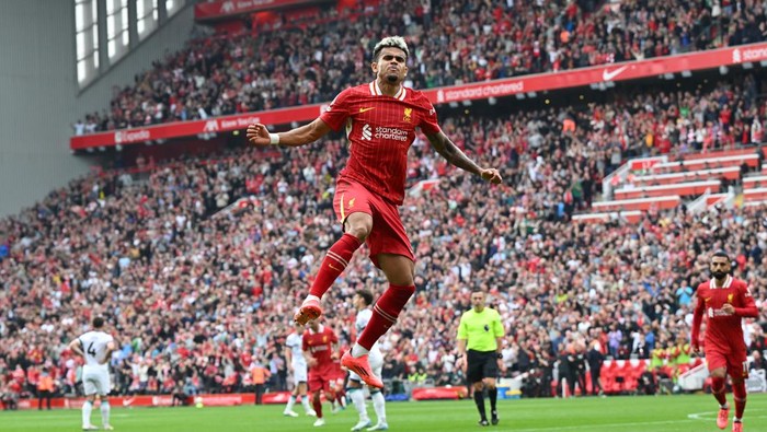 LIVERPOOL, ENGLAND - SEPTEMBER 21: (THE SUN OUT, THE SUN ON SUNDAY OUT) Luis Diaz of Liverpool celebrating after scoring the opening goal  during the Premier League match between Liverpool FC and AFC Bournemouth at Anfield on September 21, 2024 in Liverpool, England. (Photo by John Powell/Liverpool FC via Getty Images)