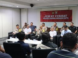 Polisi Imbau Pekerja di Bandara Soetta Waspadai Jeratan Pinjol Ilegal Polisi Imbau Pekerja di Bandara Soetta Waspadai Jeratan Pinjol Ilegal