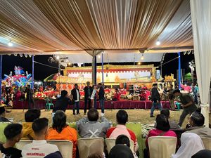 BLES Serahkan Ambulance-Truk Sampah untuk Masyarakat Banjarnegara BLES Serahkan Ambulance-Truk Sampah untuk Masyarakat Banjarnegara