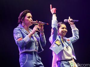 Duo Maia Gak Muda Lagi, Terang-terangan Minta Cucu di Depan El Rumi Duo Maia Gak Muda Lagi, Terang-terangan Minta Cucu di Depan El Rumi