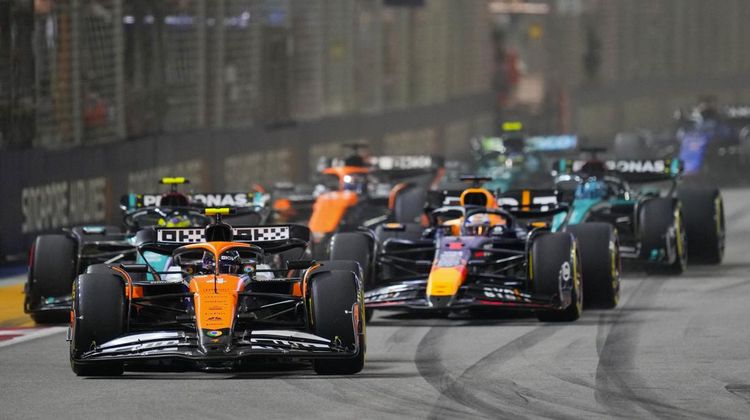 Lando Norris Taklukkan Sirkuit Singapura, Raih Gelar Juara F1