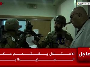 Momen Militer Israel Tutup Kantor Berita Al Jazeera di Tepi Barat