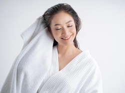 Debat Viral Rambut Masih Basah Saat ke Kantor, Ini Kata Pakar