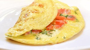 Rahasia Bikin Omelet yang Lembut dan Fluffy dari Chef, Gampang Dicontek!
