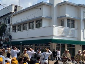 Teatrikal Perobekan Bendera Angkat Kisah Persekusi Wartawan Abdul Wahab Teatrikal Perobekan Bendera Angkat Kisah Persekusi Wartawan Abdul Wahab