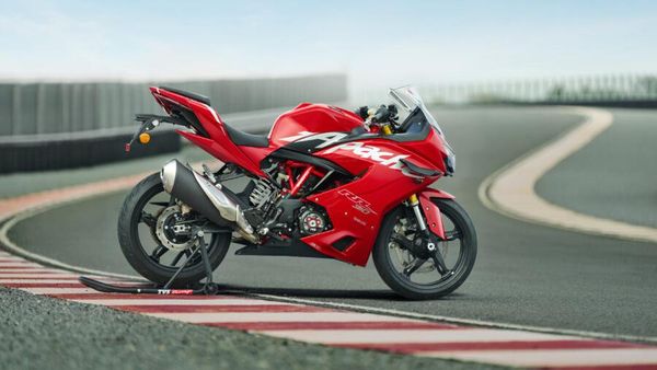 Potret TVS Apache RR 310 Terbaru yang Dapat Seabrek Fitur Moge