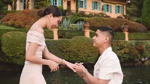 5 Potret Romantis Alyssa Daguise Dilamar Al Ghazali di Italia