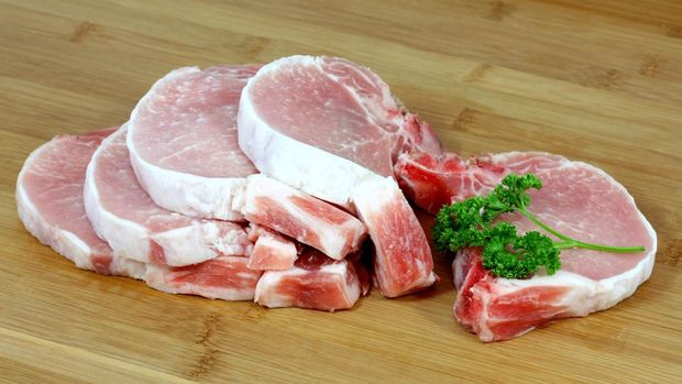 Anak makan daging setiap hari