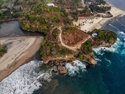 Jalur Lintas Selatan Malang Suburkan Sektor Pariwisata