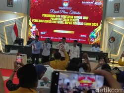 Nomor Urut Paslon Pilbup Sidoarjo: Subandi-Mimik 1, Mas Iin-Edy 2
