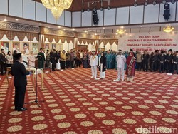 Lantik 2 Pj Bupati, Al Haris Ingatkan soal Netralitas ASN Jelang Pilkada