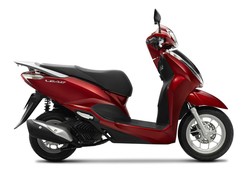 Iritnya Konsumsi BBM Honda Lead 125, Seliter Bisa untuk 52,6 Km!
