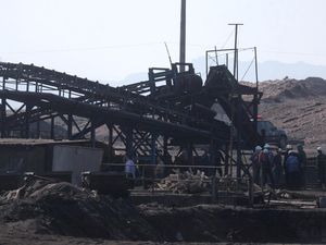 Kebocoran Gas di Tambang Batu Bara Iran, 7 Pekerja Tewas Kebocoran Gas di Tambang Batu Bara Iran, 7 Pekerja Tewas