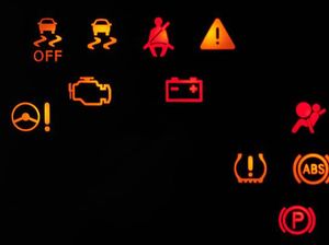 Lampu Indikator Mobil Menyala Terus? Ini Arti dan Cara Mengatasinya Lampu Indikator Mobil Menyala Terus? Ini Arti dan Cara Mengatasinya