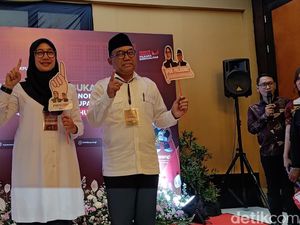 Survei LSI Denny JA Ipuk-Mujiono 60,6%, Golkar-Gerindra Targetkan 75% Survei LSI Denny JA Ipuk-Mujiono 60,6%, Golkar-Gerindra Targetkan 75%