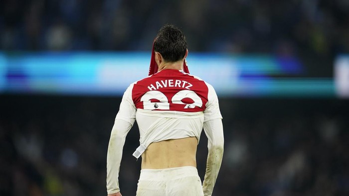 Arsenals Kai Havertz reacts after Manchester Citys John Stones scored an equaliser in the English Premier League soccer match between Manchester City and Arsenal at the Etihad stadium in Manchester, England, Sunday, Sept. 22, 2024. (AP Photo/Dave Thompson)