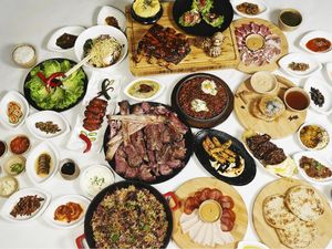Menu Korea Modern Disajikan dengan Kreatif di Resto Asia Kontemporer Ini Menu Korea Modern Disajikan dengan Kreatif di Resto Asia Kontemporer Ini