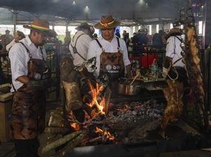 Meriahnya Kejuaraan Barbekyu Terbesar Dunia di Uruguay Meriahnya Kejuaraan Barbekyu Terbesar Dunia di Uruguay