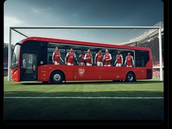Ada bus Arsenal di depan gawangnya, membuat Man City kerepotan. Foto: dok. Internet/X (Twitter)