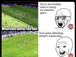 Ada ledekan standar ganda karena fans Arsenal sebelumnya pernah mengkritik aksi parkir bus saat dilakukan Jose Mourinho di tim lain. Foto: dok. Internet/X (Twitter)