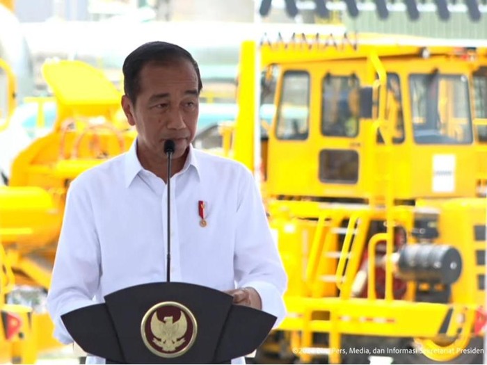 Presiden Jokowi resmikan smelter tembaga dan pemurnian logam mulia di NTB (tangkapan layar)