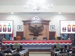 Baiq Isvie Resmi Jabat Ketua DPRD NTB Periode 2024-2029