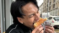 Serunya Momen Kulineran Jefri Nichol di Jepang hingga Italia
