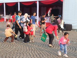 TNI AD Apresiasi Warga Bersihkan Monas Usai Pesta Rakyat: Wujud Nyata Sinergi