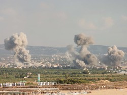 Israel Bombardir Hizbullah di Lebanon, 492 Orang Tewas-Ribuan Luka