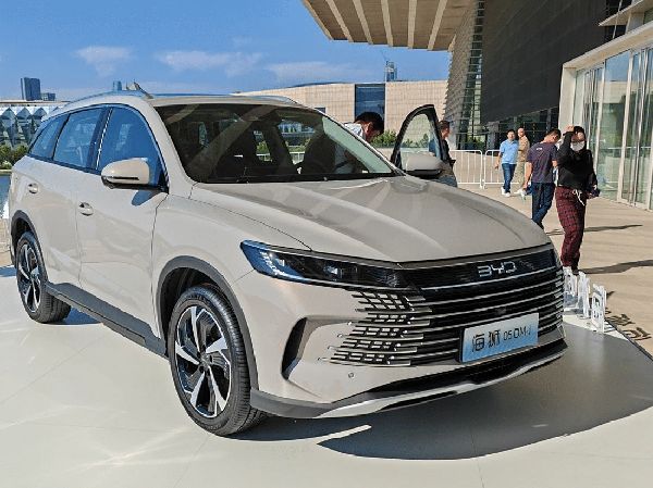 Wujud SUV Compact BYD yang Irit, Harga Rp 240 Jutaan