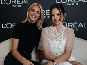 Enzy Storia Pamer Foto Bareng Kendall Jenner, Netizen: Nggak Kebanting!