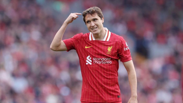 LIVERPOOL, ENGLAND - SEPTEMBER 21: Federico Chiesa of Liverpool reacts during the Premier League match between Liverpool FC and AFC Bournemouth at Anfield on September 21, 2024 in Liverpool, England. (Photo by Alex Livesey/Getty Images)