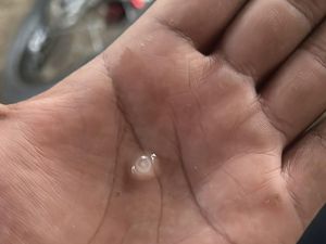 Desa Kampiri Soppeng Dilanda Hujan Es Selama 10 Menit, BMKG Beri Penjelasan