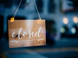 Toserba Ini Tutup 1.000 Gerai, Warga Penerima Bantuan Kesulitan Beli Makanan