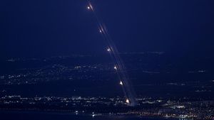 Israel Aktifkan Iron Dome untuk Tangkal Serangan Roket Lebanon