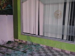 Kaca Kampus Unipo di Boalemo Pecah Akibat Gempa M 6,4 Gorontalo