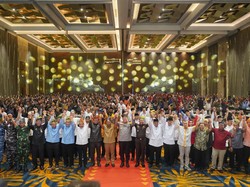 Kapolda Kumpulkan 43 Paslon Pilkada di Riau, Ajak Deklarasi Damai-Salat Subuh